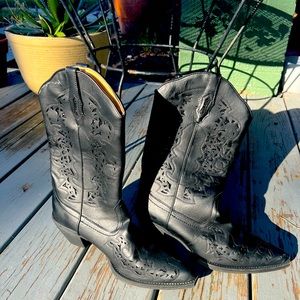 Like new black, leather cowgirl boots women’s size 8
